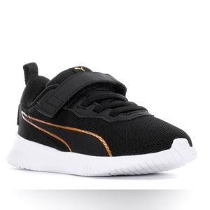 Puma toddler size 6 Flyer Flex shoes